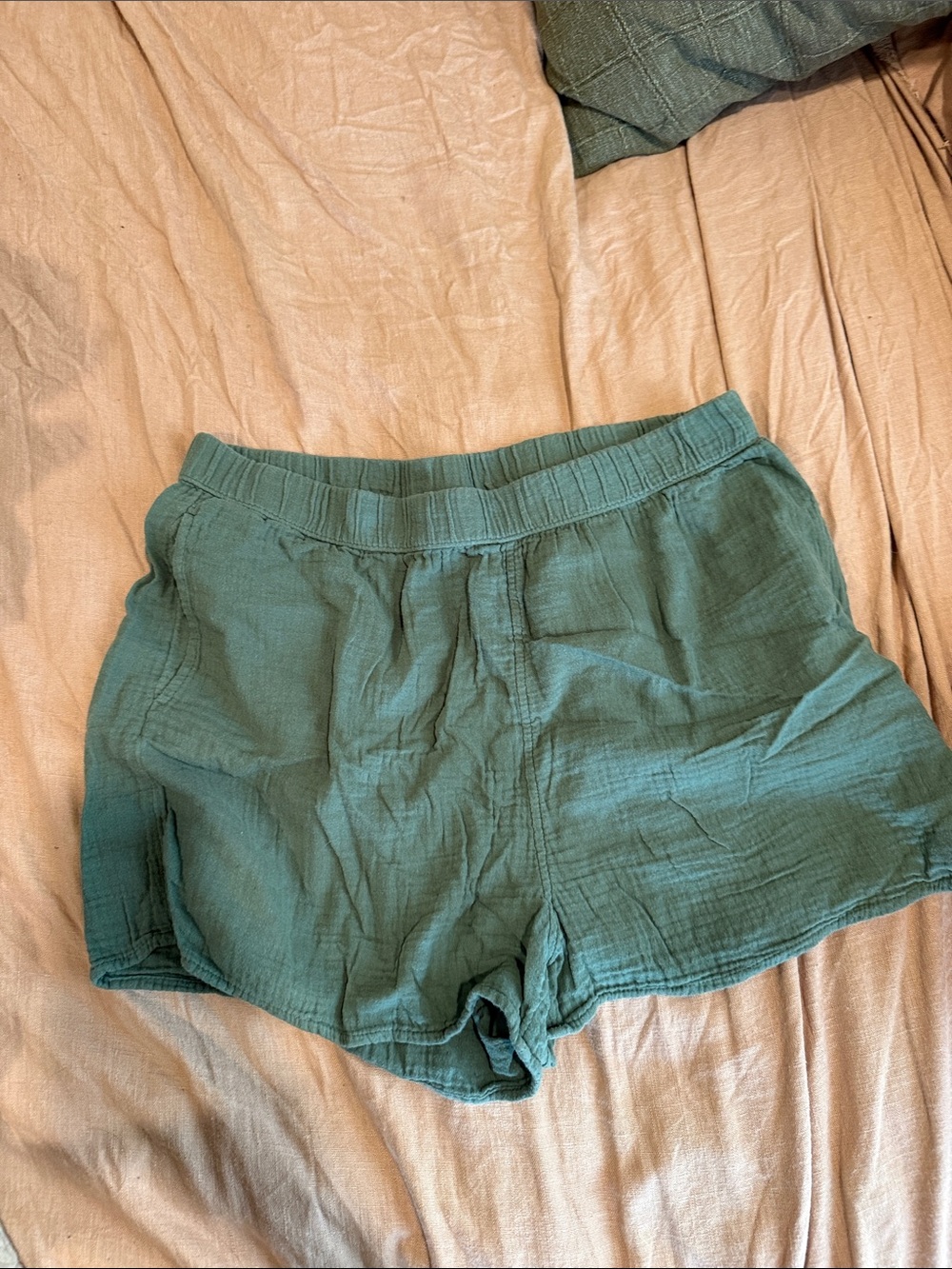 Universal Thread High-Waist Green Relaxed Shorts